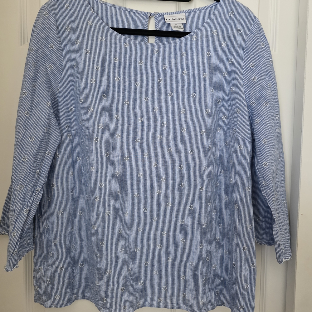 Liz Claiborne Blue Striped Women's Top